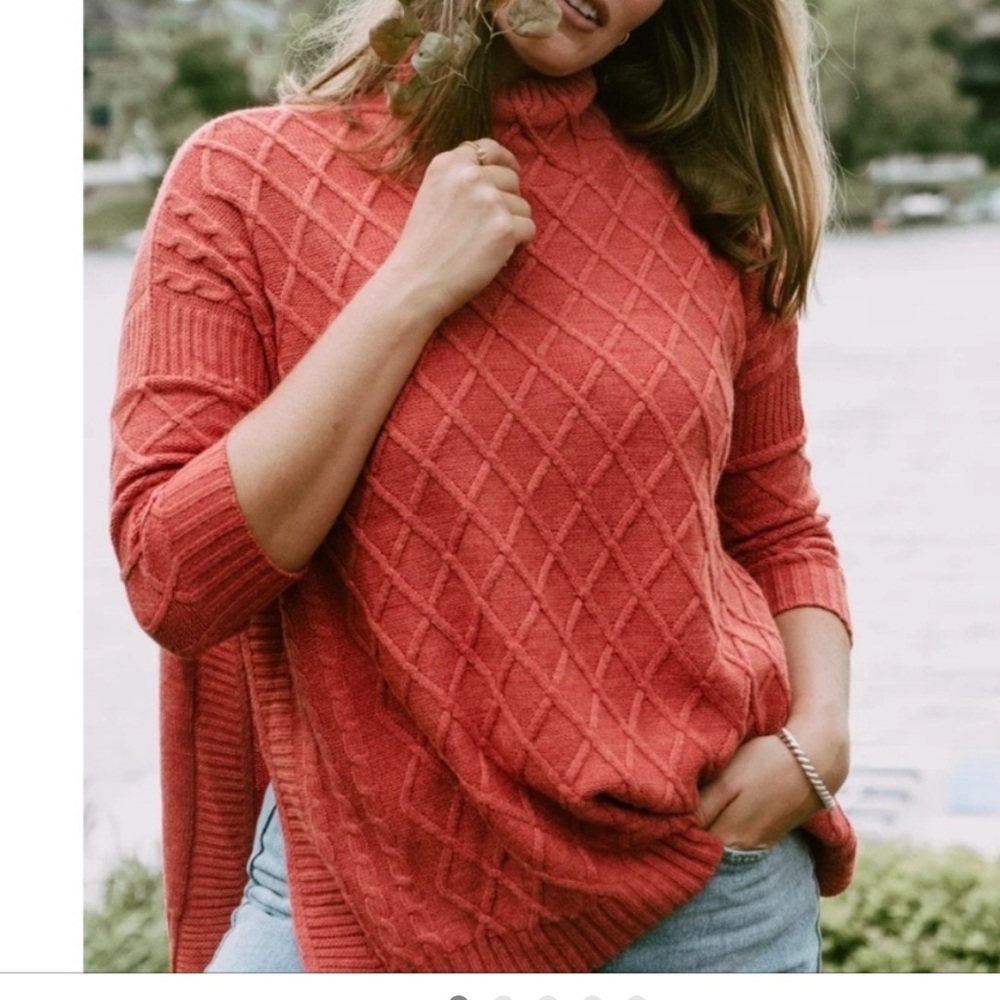 Mersea Lisbon Traveler Cable Knit Sweate